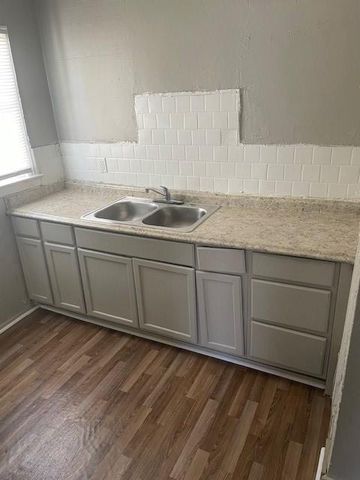 6101 Indiana Avenue, Kansas City, MO 64130