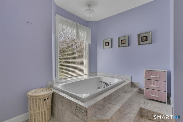 80 Aspen Drive, Glastonbury, CT 06073