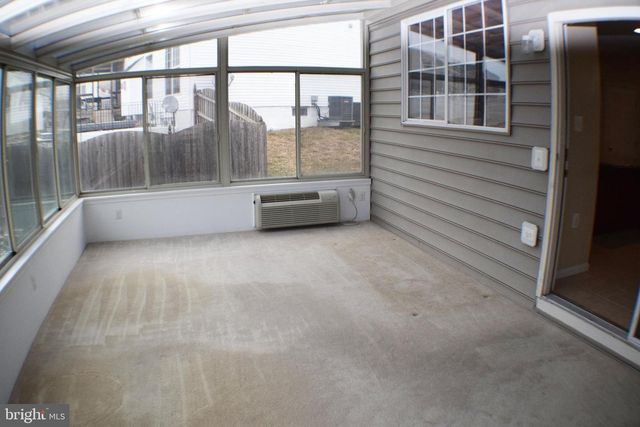 203 LYNNEHAVEN DR, Winchester, VA 22602