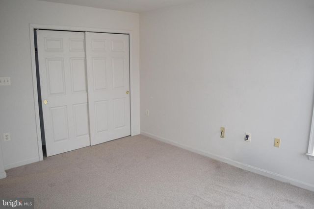 203 LYNNEHAVEN DR, Winchester, VA 22602