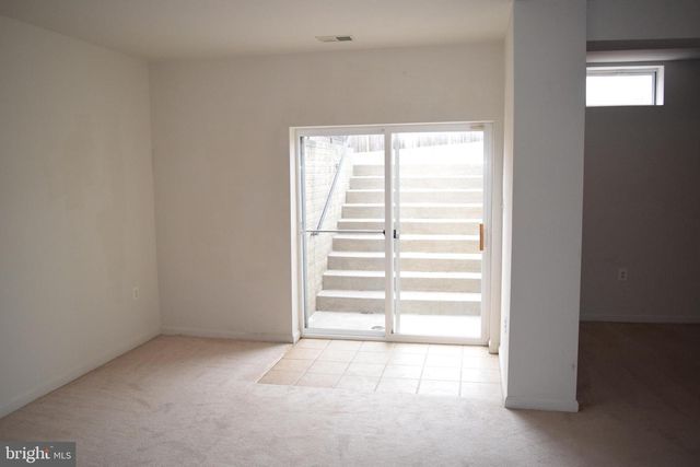 203 LYNNEHAVEN DR, Winchester, VA 22602