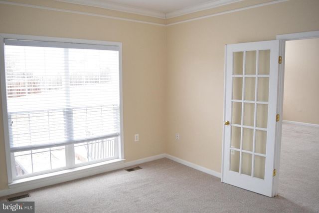 203 LYNNEHAVEN DR, Winchester, VA 22602