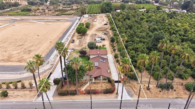 9218 Victoria Avenue, Riverside, CA 92503