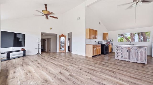 9218 Victoria Avenue, Riverside, CA 92503