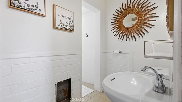 9218 Victoria Avenue, Riverside, CA 92503
