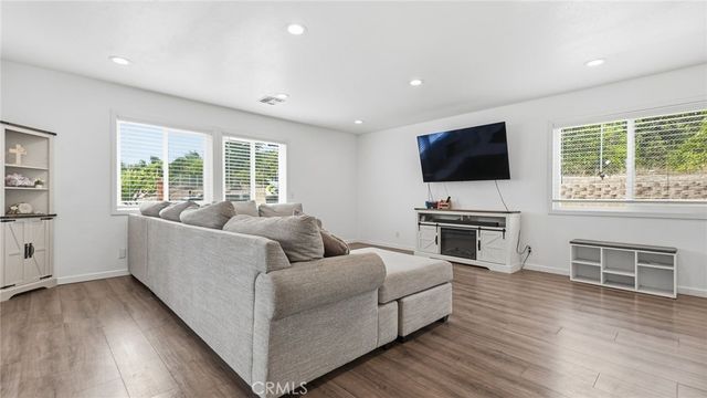 9218 Victoria Avenue, Riverside, CA 92503