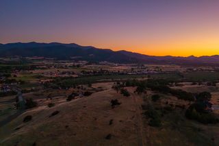 993 Suncrest Road, Medford, OR 97504
