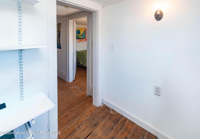 147 Broadway, Esopus, NY 12429