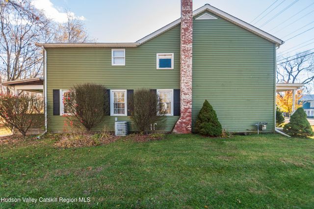 147 Broadway, Esopus, NY 12429