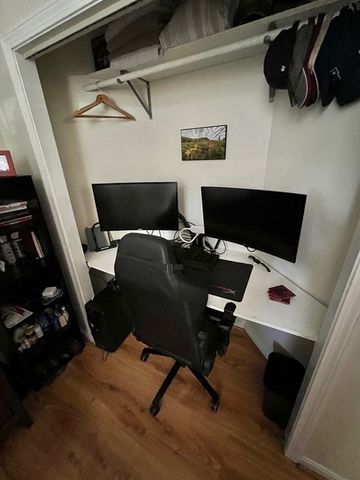 350 W 4th St 102, Boston, MA 02127