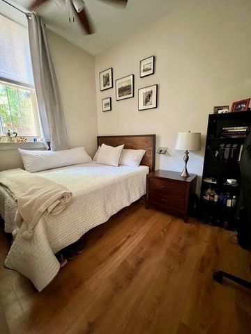 350 W 4th St 102, Boston, MA 02127