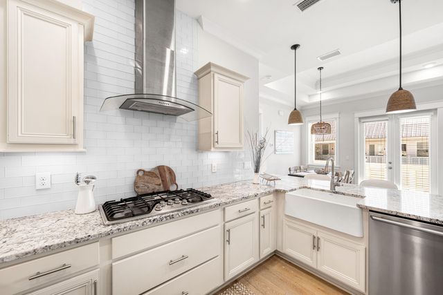 109 W Pine Lands Loop C, Inlet Beach, FL 32461