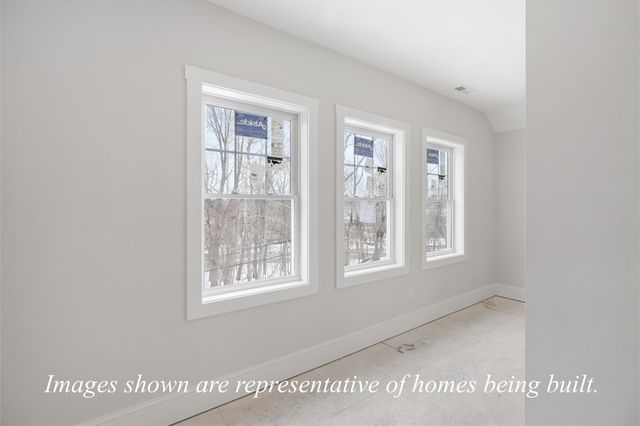 52 Christian Street, Lowell, MA 01850