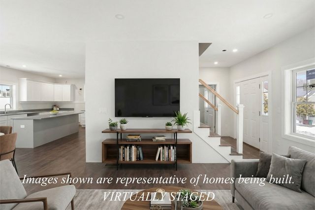 52 Christian Street, Lowell, MA 01850