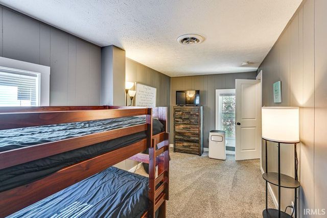 641 E Dragoon Trail, Mishawaka, IN 46545