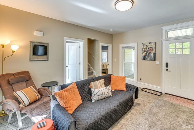 641 E Dragoon Trail, Mishawaka, IN 46545