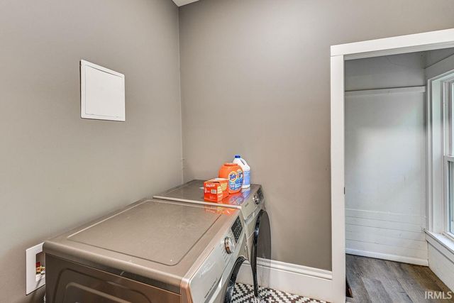 641 E Dragoon Trail, Mishawaka, IN 46545