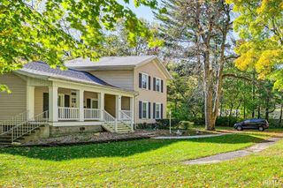 641 E Dragoon Trail, Mishawaka, IN 46545