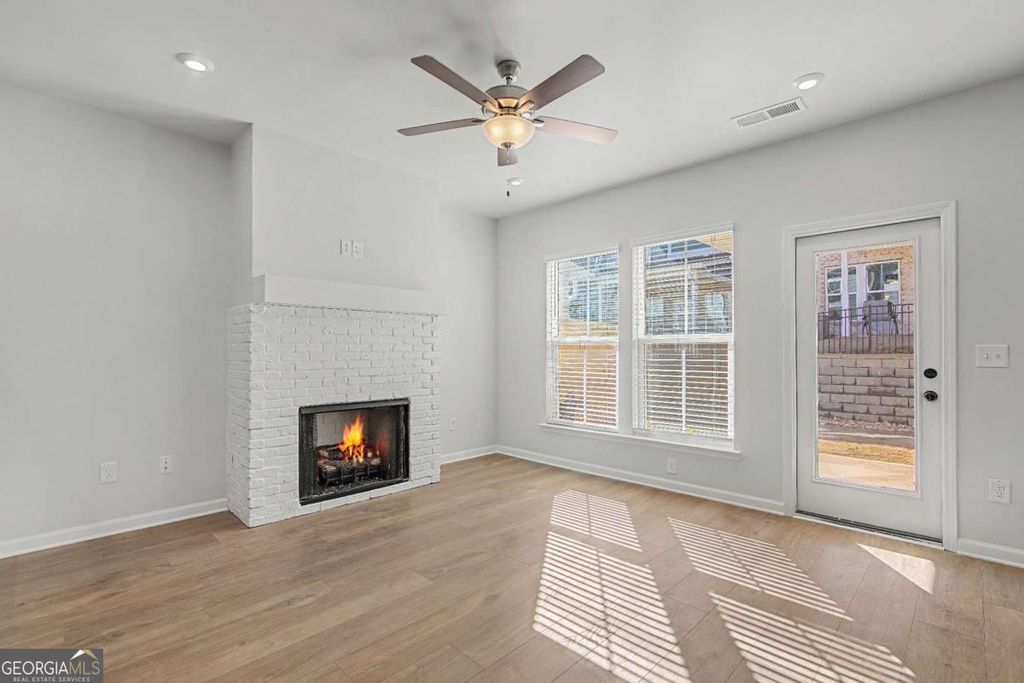 5665 Tillman Way, Powder Springs, GA 30127 — photo 5
