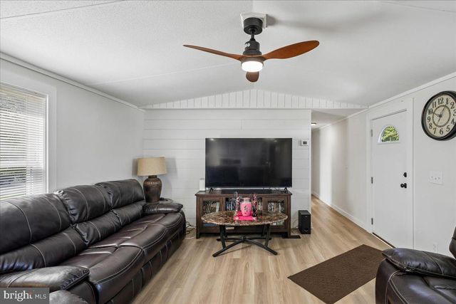 467 LONG BRANCH RD, Seaford, DE 19973