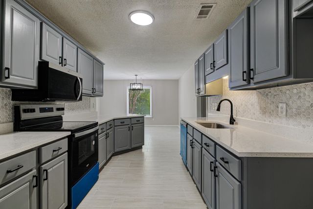 8952 VORLICH CV, Memphis, TN 38016