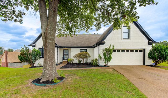 8952 VORLICH CV, Memphis, TN 38016