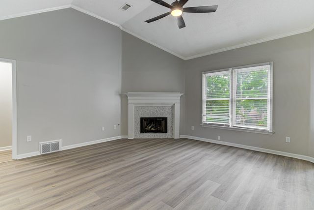 8952 VORLICH CV, Memphis, TN 38016