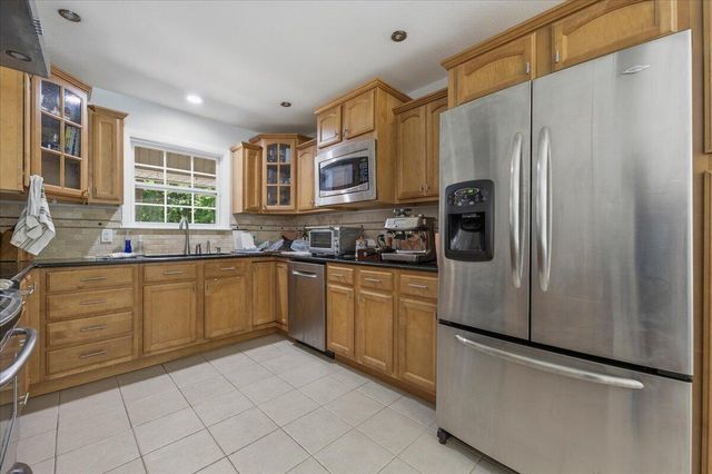 6765 Paso De Cortez, Navarre, FL 32566