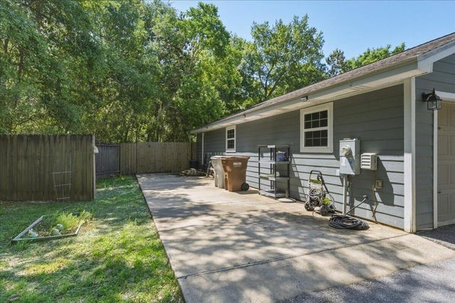 6765 Paso De Cortez, Navarre, FL 32566