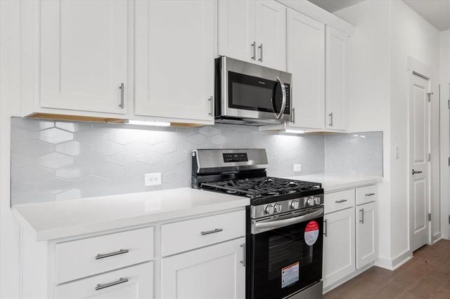 7409A Sparkling Light DR A, Del Valle, TX 78617