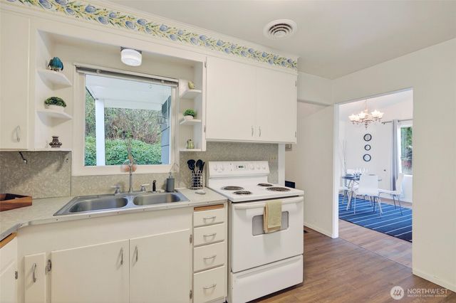 312 SE 2nd Street, Winlock, WA 98596