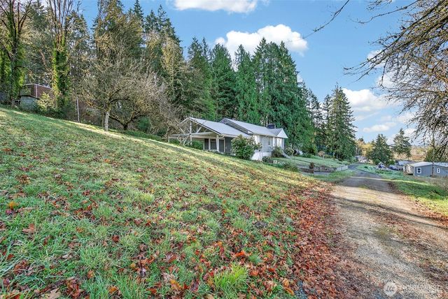 312 SE 2nd Street, Winlock, WA 98596