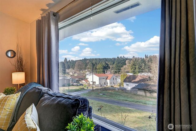 312 SE 2nd Street, Winlock, WA 98596