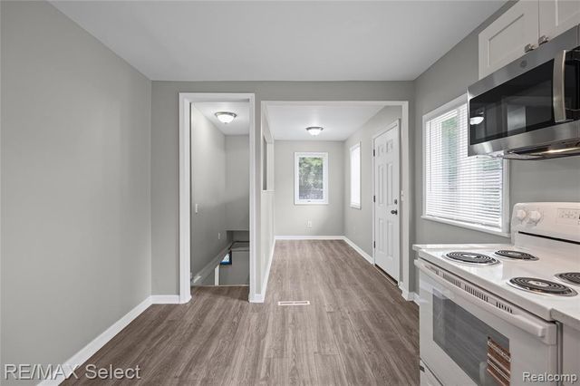 2046 Lambden Road, Flint, MI 48532