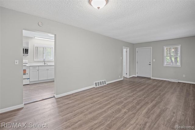 2046 Lambden Road, Flint, MI 48532