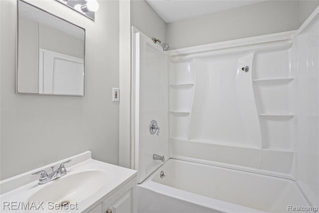 2046 Lambden Road, Flint, MI 48532