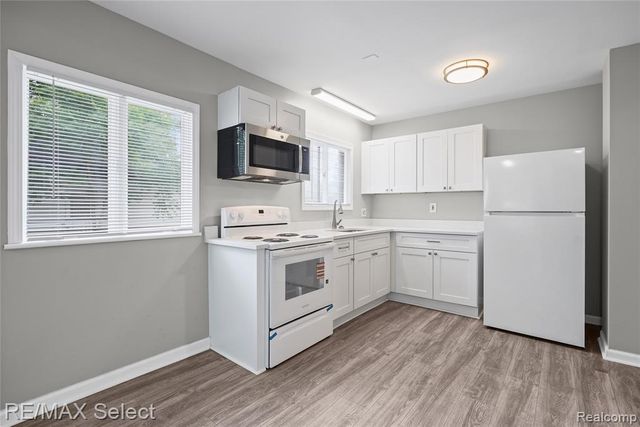 2046 Lambden Road, Flint, MI 48532
