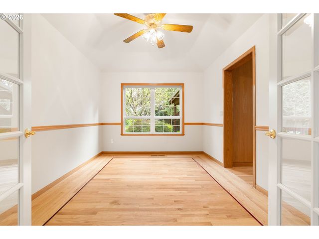 10959 Nw SUPREME Ct, Portland, OR 97229