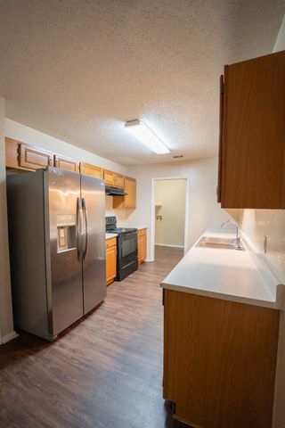 831 Ash Grove Lane, Desoto, TX 75115