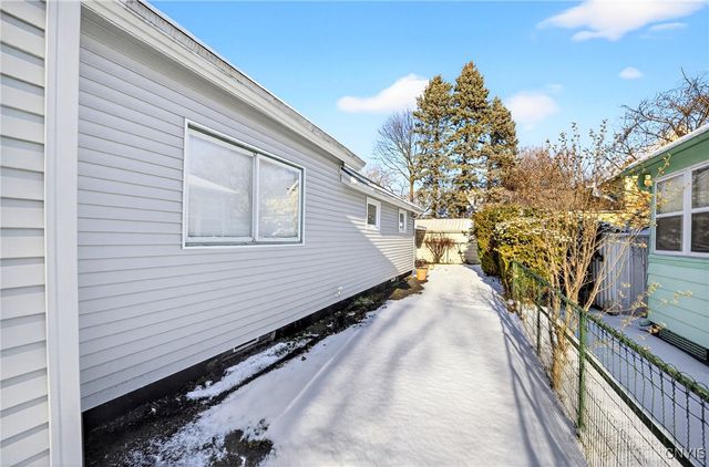 204 Davis Street, Syracuse, NY 13204