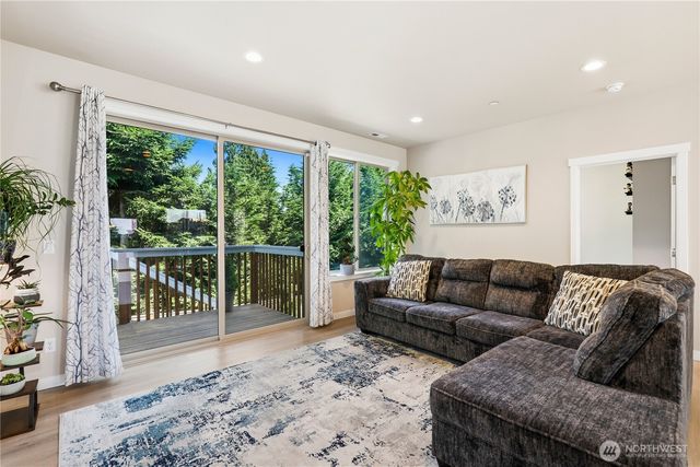 1013 105th Avenue Ct E, Edgewood, WA 98372