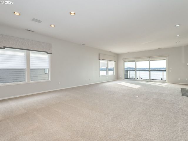 6903 Se RIVERSIDE Dr 3, Vancouver, WA 98664