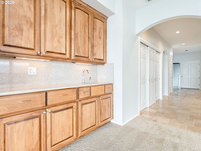 6903 Se RIVERSIDE Dr 3, Vancouver, WA 98664