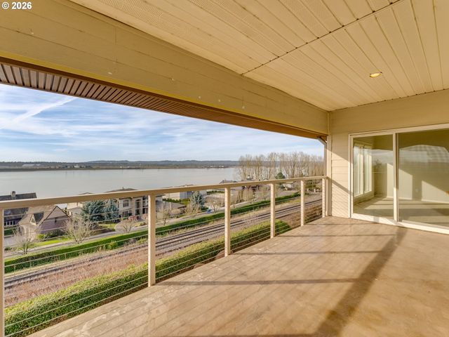 6903 Se RIVERSIDE Dr 3, Vancouver, WA 98664