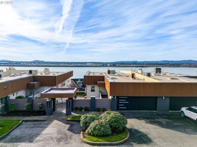 6903 Se RIVERSIDE Dr 3, Vancouver, WA 98664