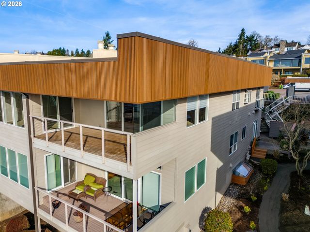 6903 Se RIVERSIDE Dr 3, Vancouver, WA 98664