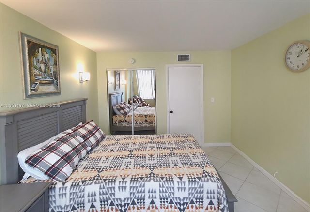 2751 S Ocean Drive 1106S, Hollywood, FL 33019
