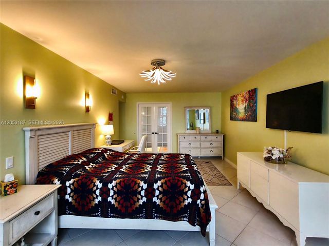2751 S Ocean Drive 1106S, Hollywood, FL 33019