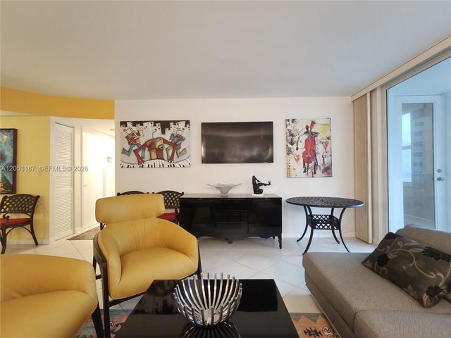 2751 S Ocean Drive 1106S, Hollywood, FL 33019
