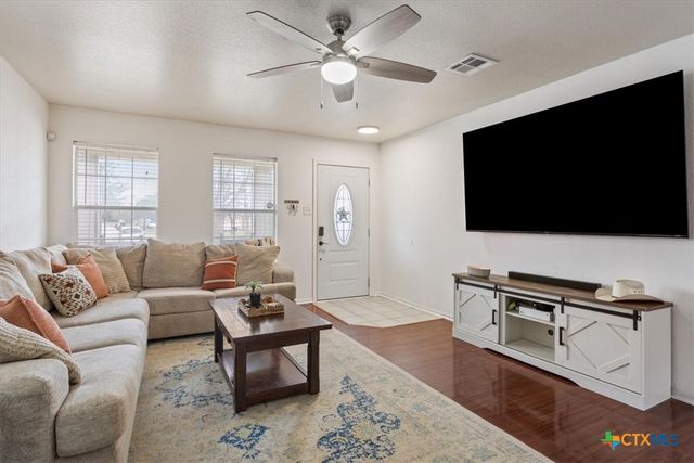 203 Echo Village Drive, Temple, TX 76502